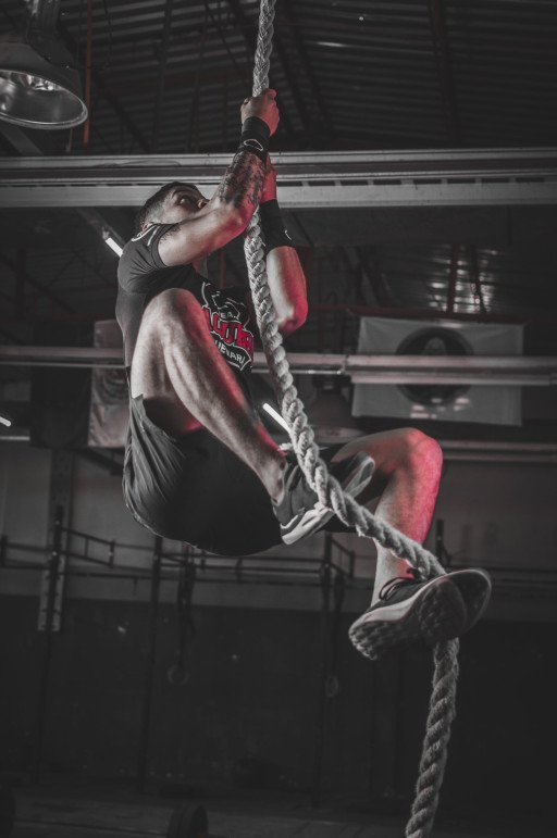 The Synergy of CrossFit and Beauty: Cultivating Aesthetic Strength